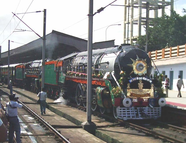 ER Heritage Run, August 2003