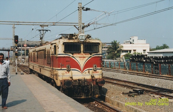 Valsad, WCAM-1, 21835, Indian Railways, Indian, Railways, India, Railway, IRFCA, loco, locomotive, engine, trains, train engine