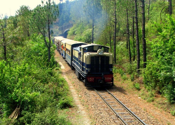 Kalka, ZDM-3, 157, Indian Railways, Indian, Railways, India, Railway, IRFCA, loco, locomotive, engine, trains, train engine