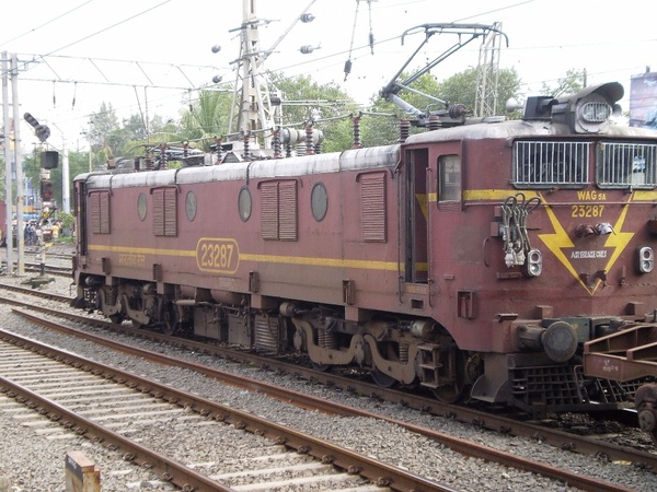 BRC WAG-5A#23287 at BSR. (dhirendra Maurya)