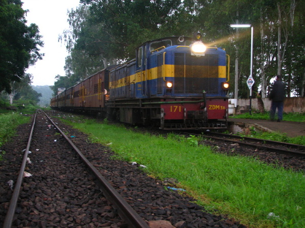 Motibagh, Nagpur, ZDM-3, 171, Indian Railways, Indian, Railways, India, Railway, IRFCA, loco, locomotive, engine, trains, train engine