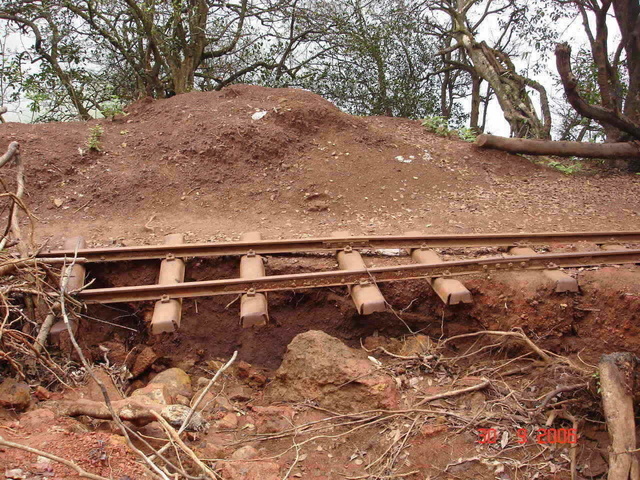 Matheran trip 030 crippled tracks 2 Akash Bang