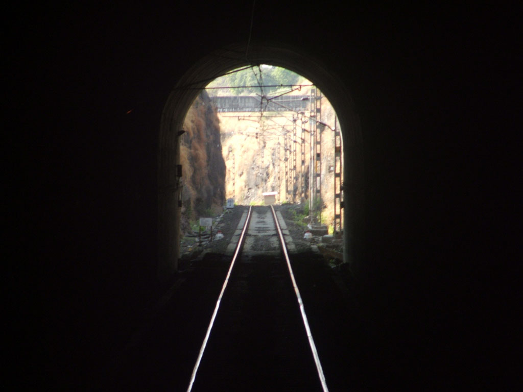 Tunnel2