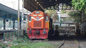 An Air Brake WDG3A Shakti standing at Matunga Shed.