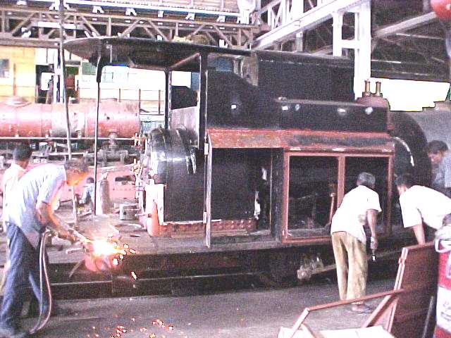 repairs_to_B_class_loco.jpg