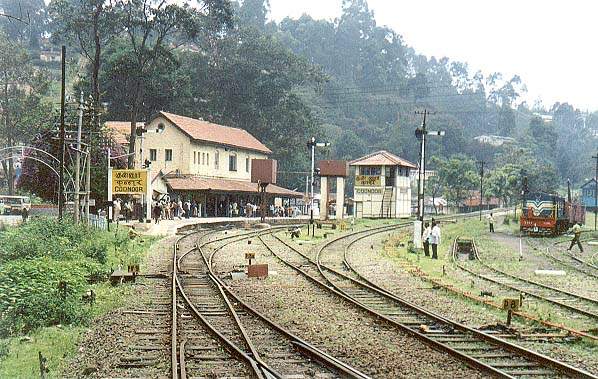 Coonoorstation2000_001.jpg