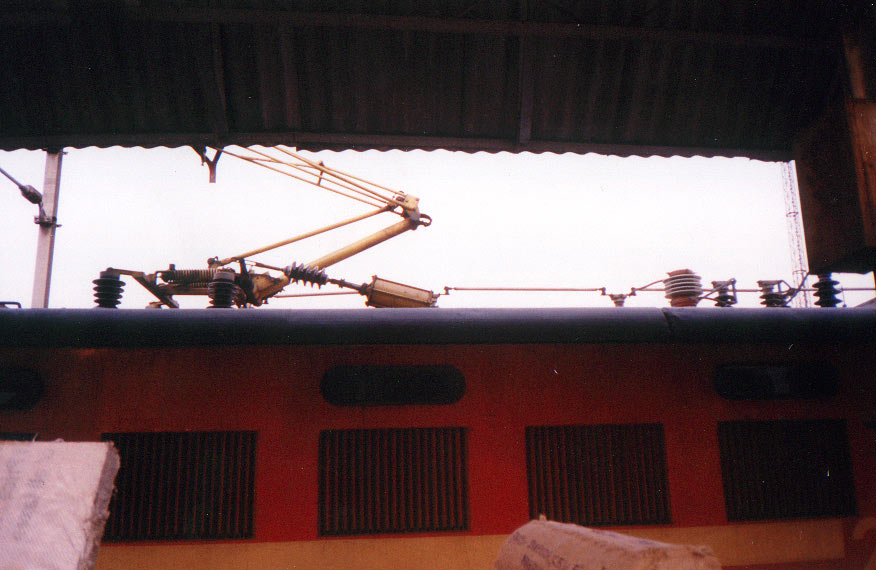 WAP4_22500_panto_cylinder.jpg