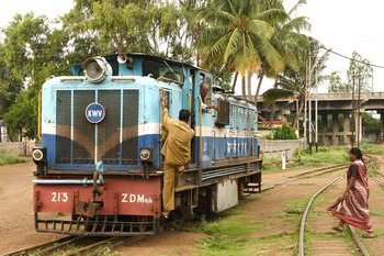 MRJ-shunting-loco