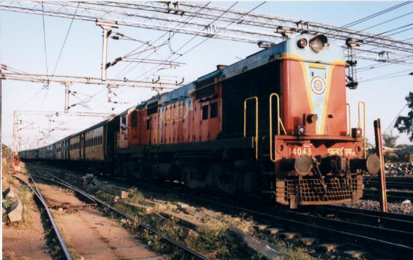 gooty_wdm2c_narayanadri_sc_yard_2002.jpg