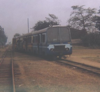 Crossing_At_Jhandas_Kandra.jpg