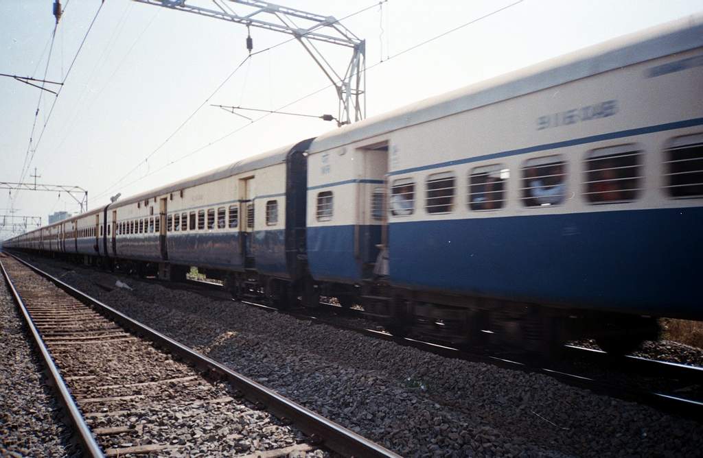 Karnavati_Express.jpg