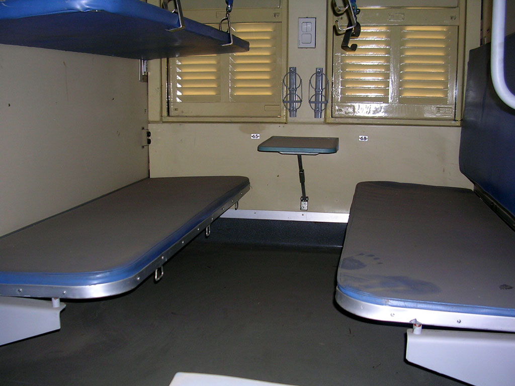 14_LHB_SG_Sleeper_interiors2.jpg