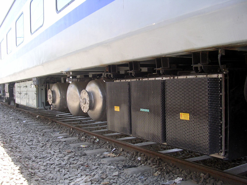 20_LHB_SG_2ndAC_equipment.jpg