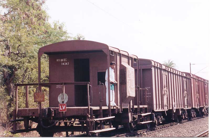 caboose_bvzc_dhanu_02.jpg