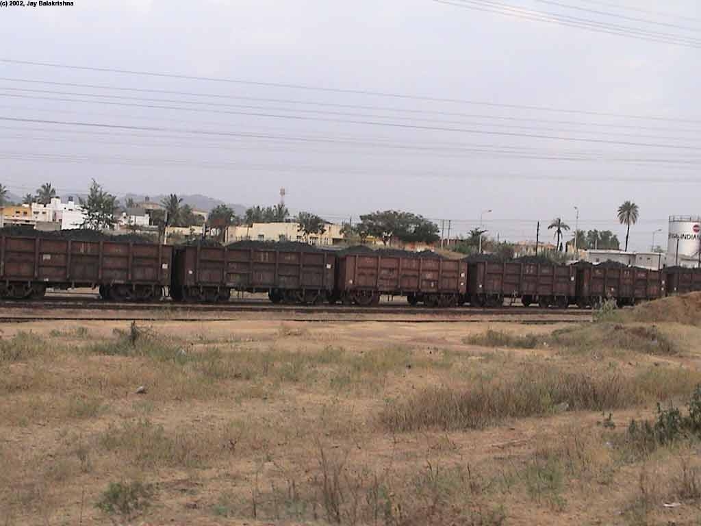 coal_wagons_arsikere_2003.jpg