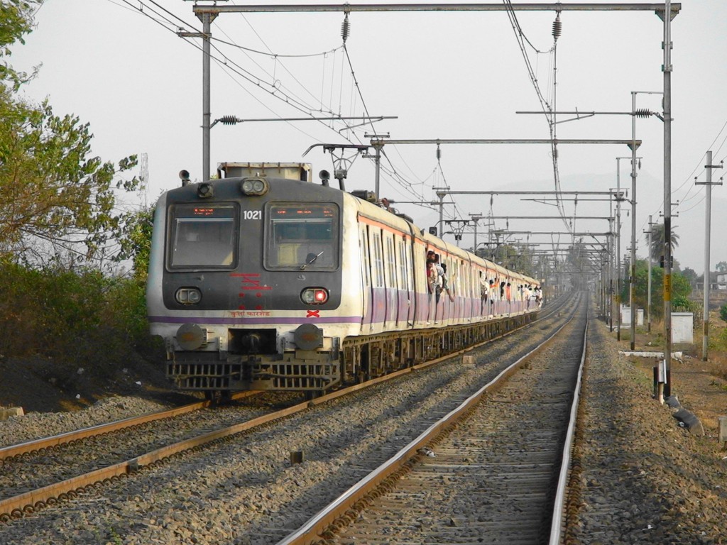 The new generation Karjat Mrvc Emu finishes passing my camera and proceeds towards Bhivpuri Road. (Arzan Kotval)