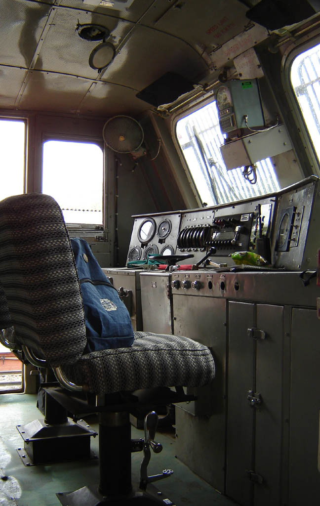 WAP 4 cab view