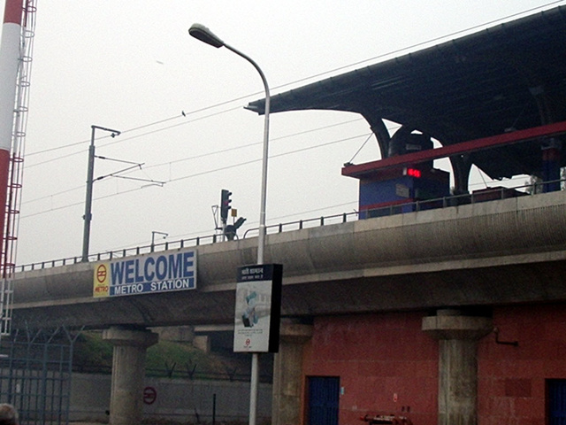 DILLI_METRO_WELCOME_PLATFORM_UDT.jpg