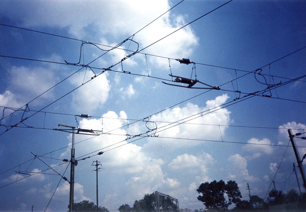 catenary_diamond_crossing_ngp.jpg