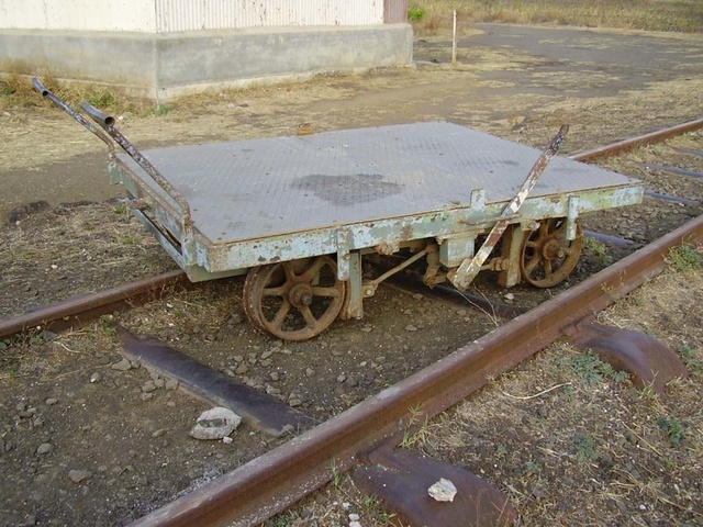 kamshet_MG_trolley.jpg