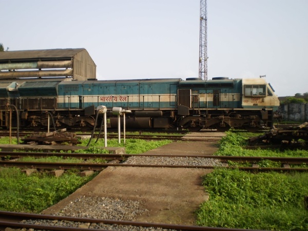 WDG-4 # 12081 at Vasco Da Gama Stn. (dhirendra Maurya)