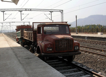 trucks_on_rail_1.jpg