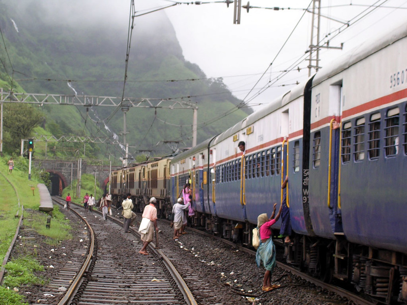 Deccan_Exp_Monkey_Hill.jpg