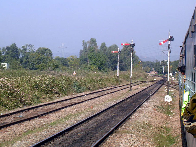 LQ_semaphore_signalling.jpg