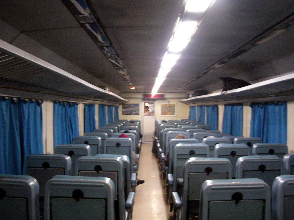 AC_Chair_car_seating.jpg