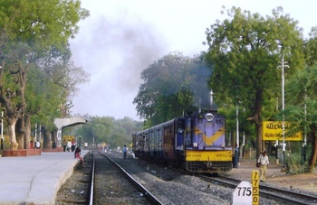 SBI YDM 4 #6306 Hauled ADI-MSH Pass