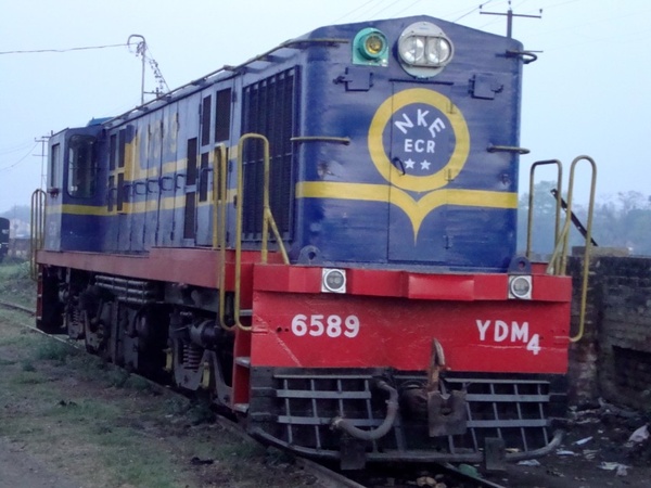 NKE YDM-4 # 6589 at stabling lines at Gonda Jn.