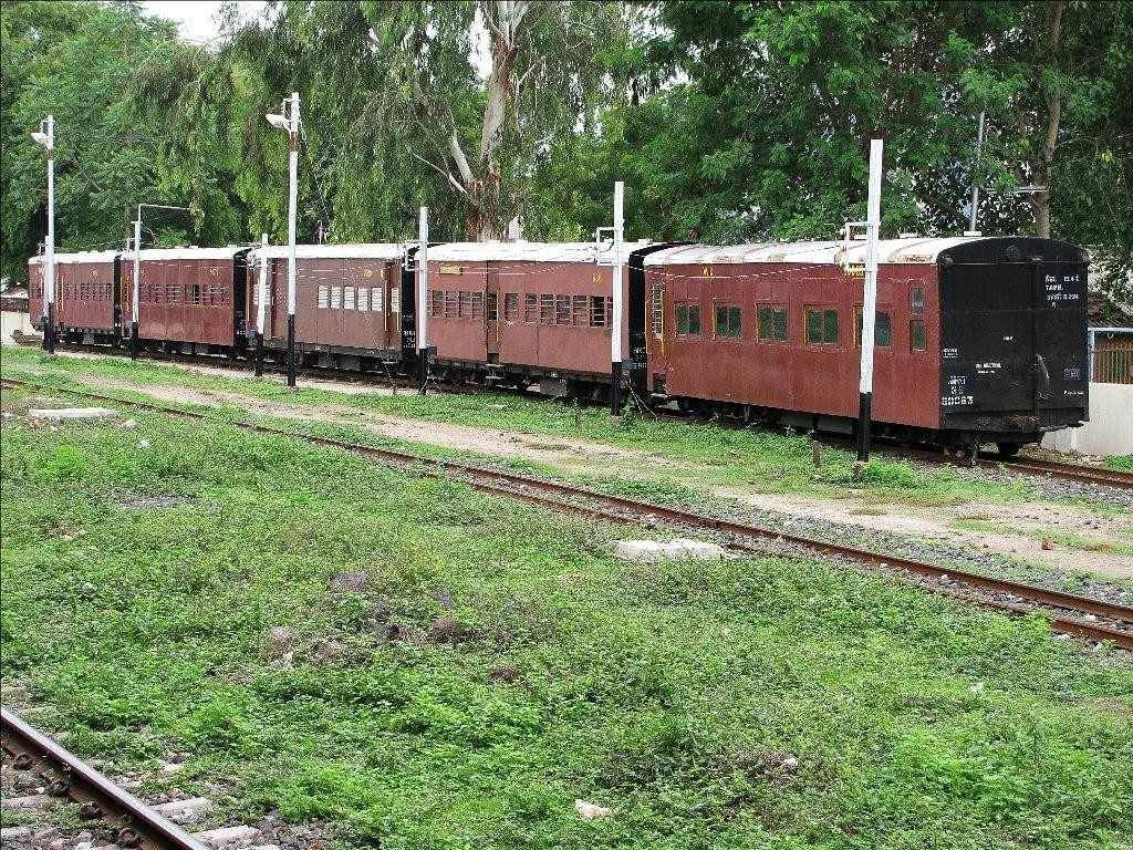 Narrow Gauge coaches at Nadiad