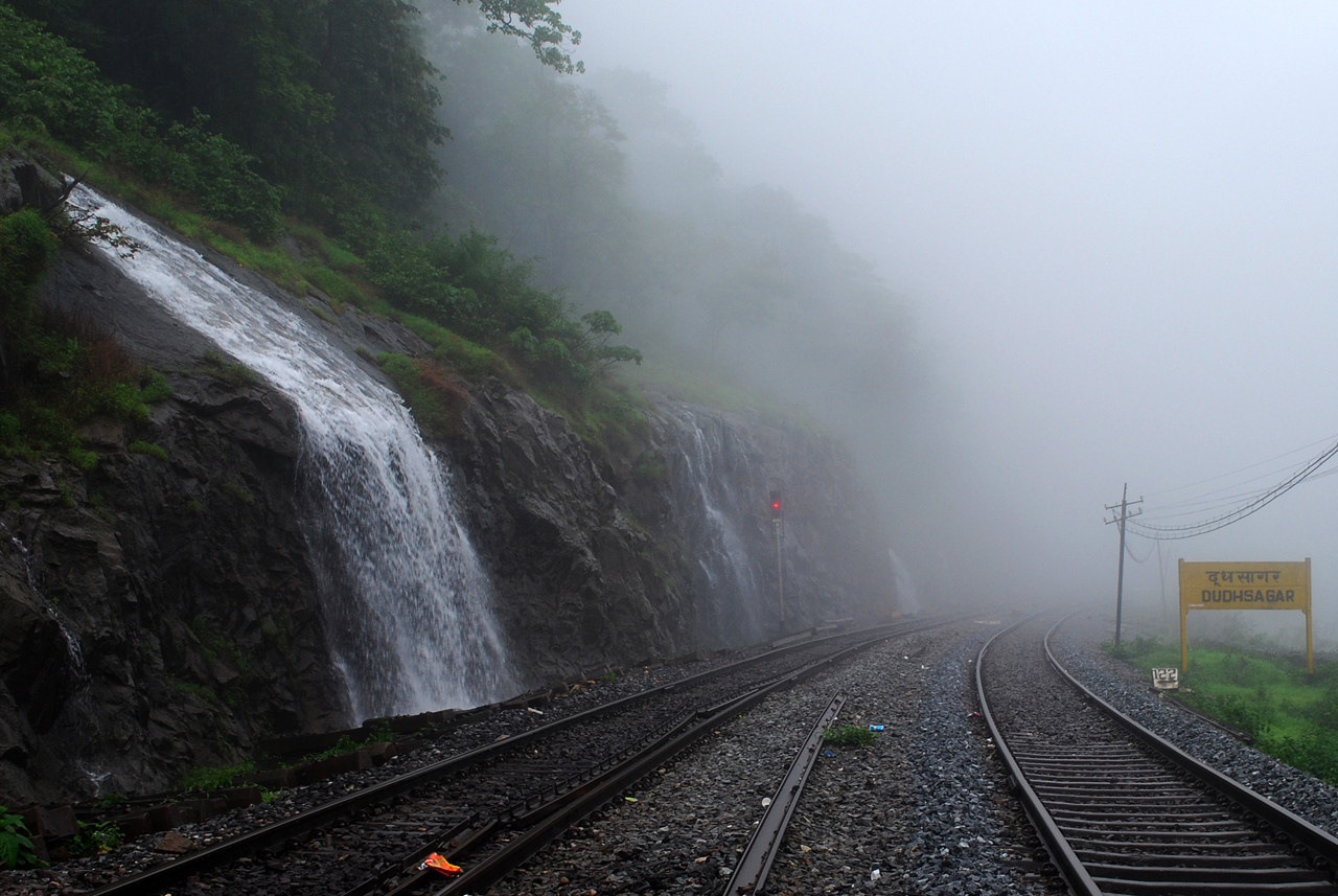 0175-dudhsagar-station