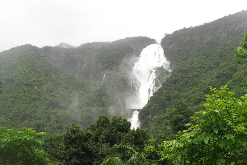 0258-magificent-dudhsagar