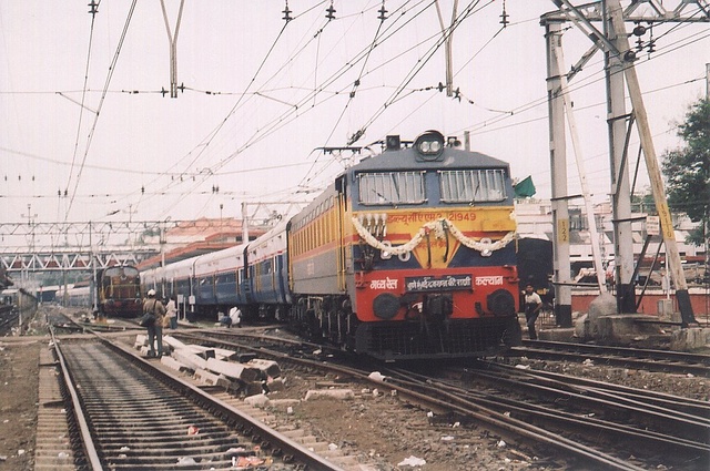 2124B_PA_1June04.jpg