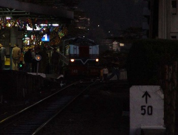 dusk_at_simla_station_ksr_vikas_8nov03.jpg