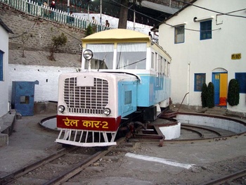 rail_motor_2_ksr_vikas_8nov03.jpg