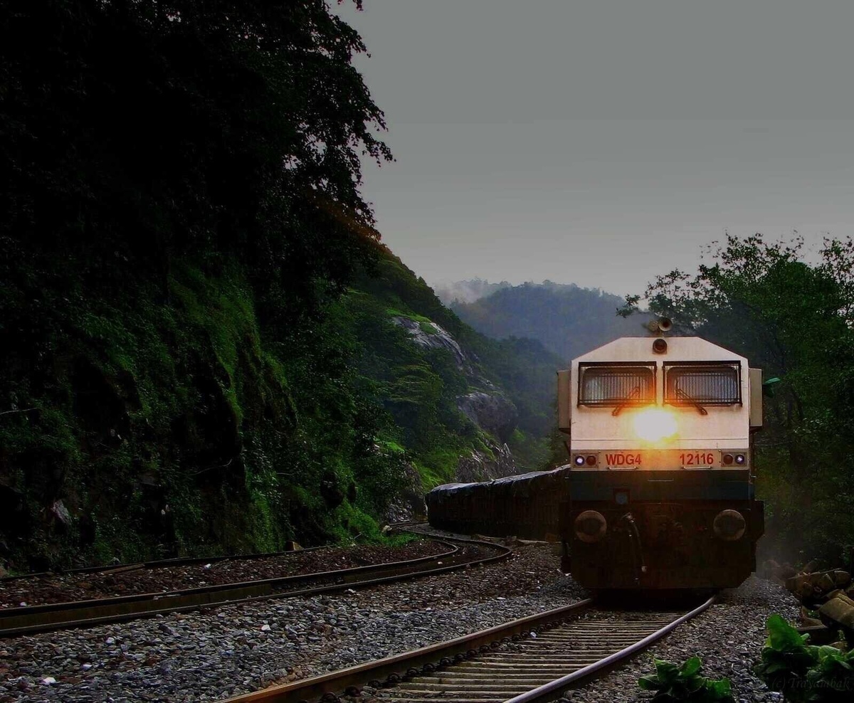 WDG4_12116_Doodhsagar