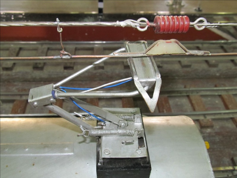 Miniature AC Pantograph