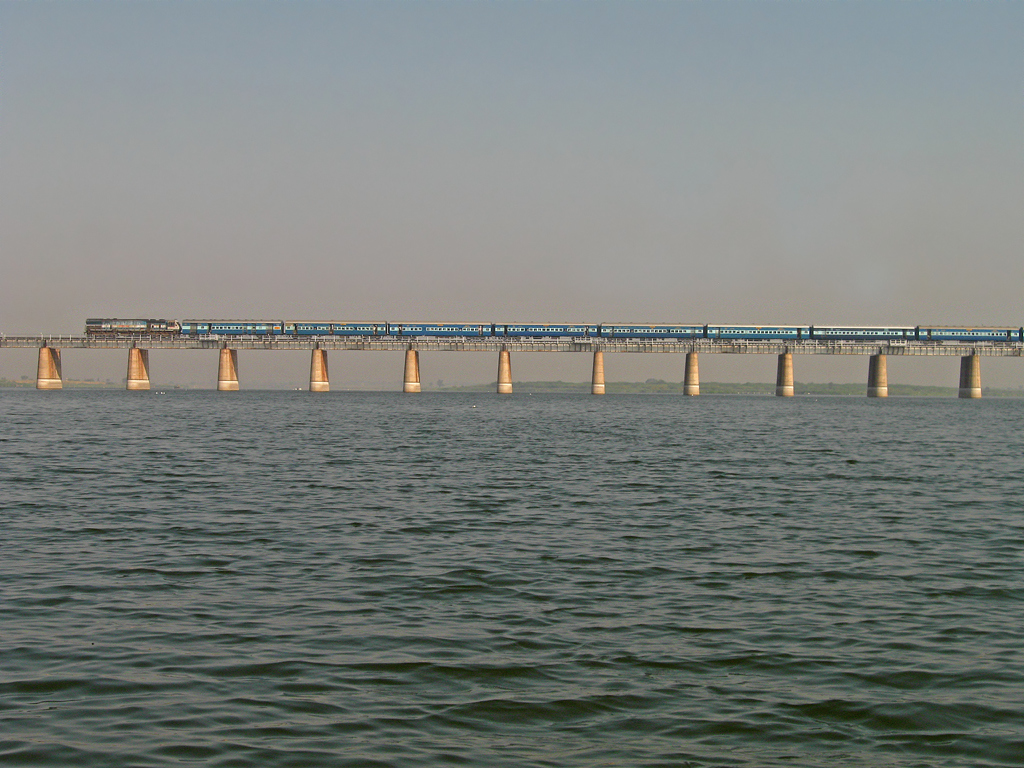 CBE LTT on Bima river via duct