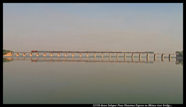 Huatama Express to Pune 12158