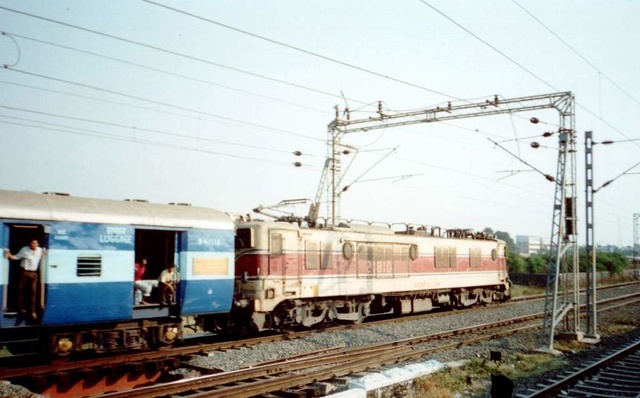 WCAM1_Vapi_Shuttle2.jpg