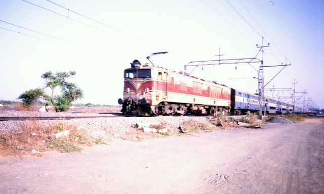 WCAM1_Valsad_Fast_Passenger.jpg