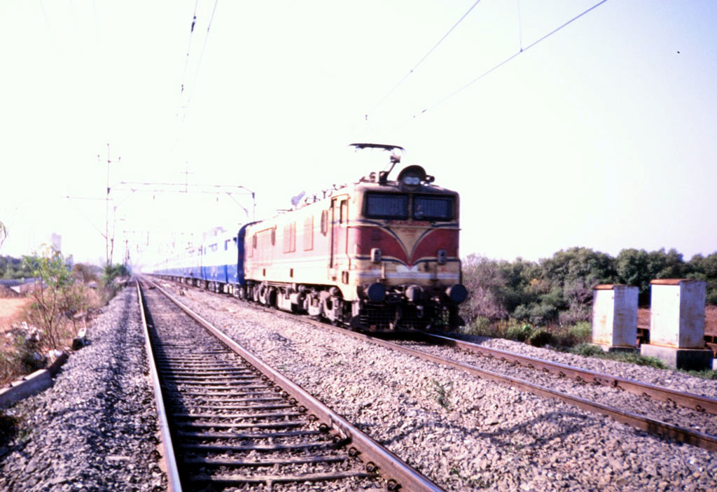 WCAM1_Swaraj_Express.jpg