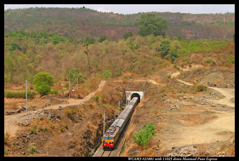 11025 MMR Pune Express hauled by wcam3 21881