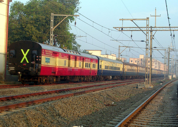 ADI_Shatabdi_rear.jpg