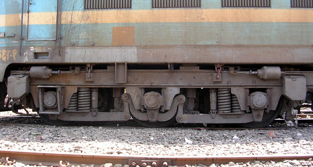 WAG7_LDH_bogie.jpg