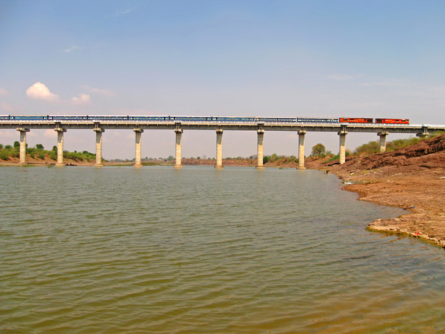 11401 Nandigram Express over Pein Ganga River