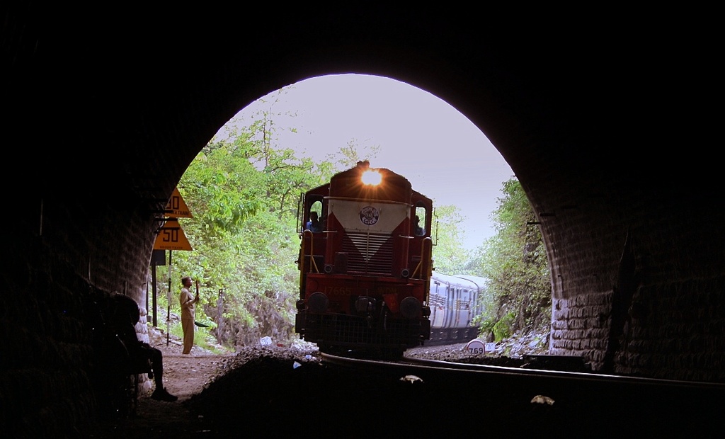 Bagra_Tawa_tunnel_saket