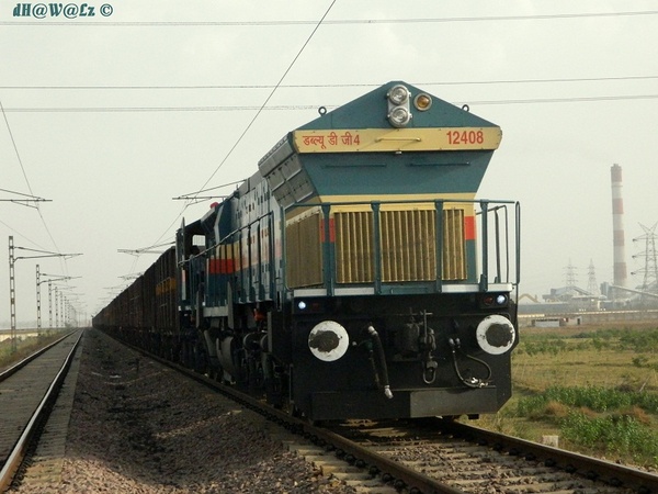 R WDG-4#12804 Airawat Resting Near Bhilai Marshalling Yard with 30 Box-N rakes in tow. Waiting for its turn to enter Bhilai Stee